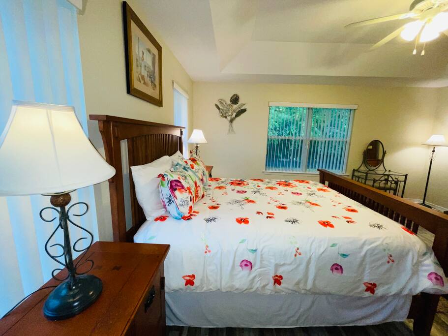 3BD 2BTH Navarre Beach 19