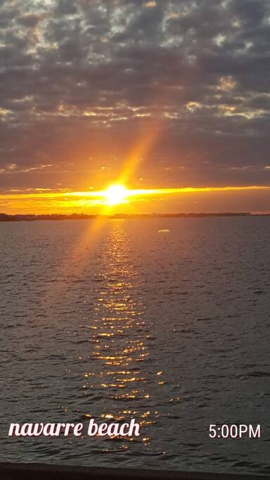 3BD 2BTH Navarre Beach 40