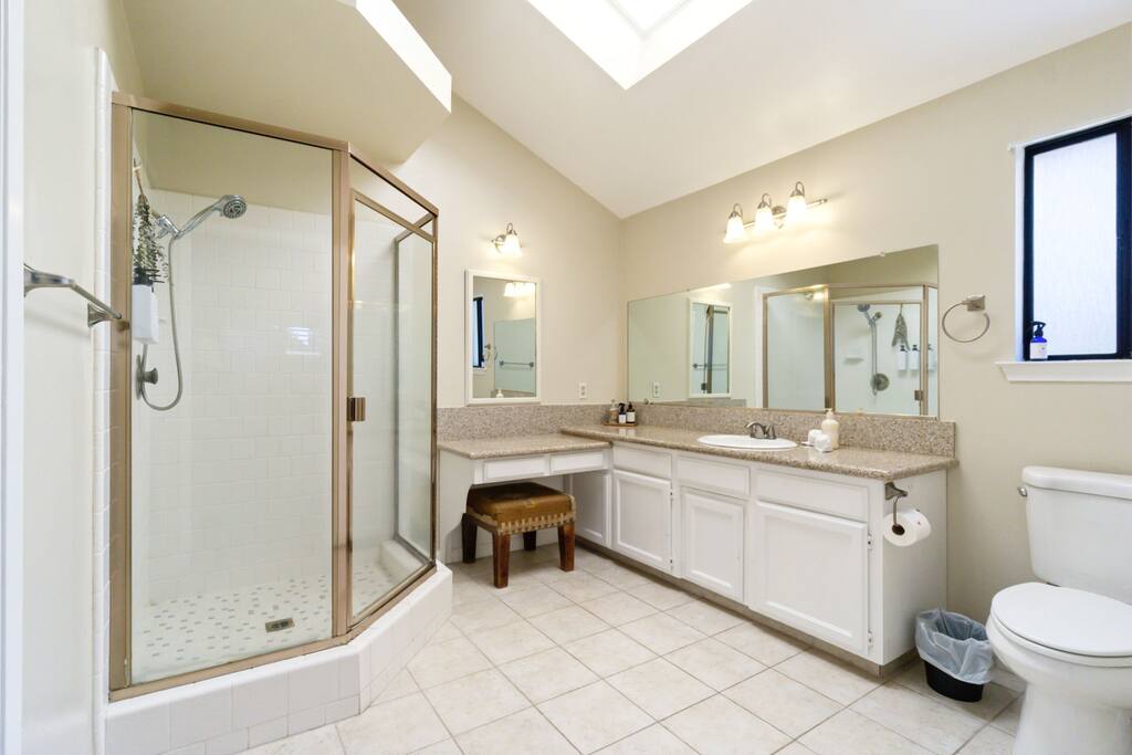 3BD2BTH Modern Home Near Yosemite Natl Park - 20