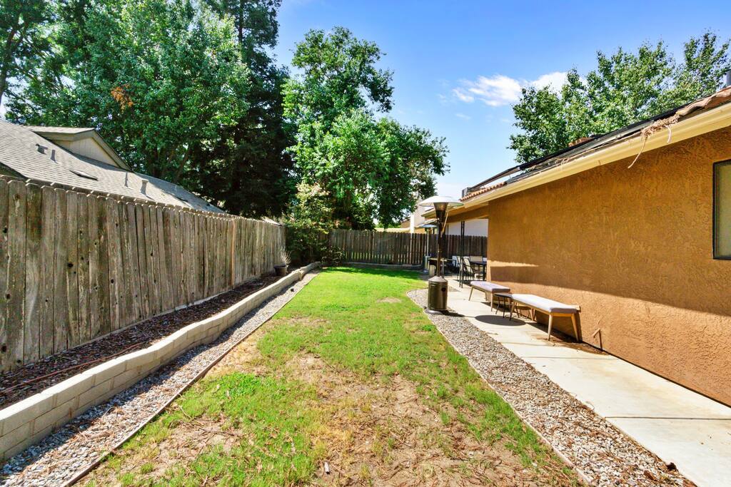 3BD2BTH Modern Home Near Yosemite Natl Park - 28
