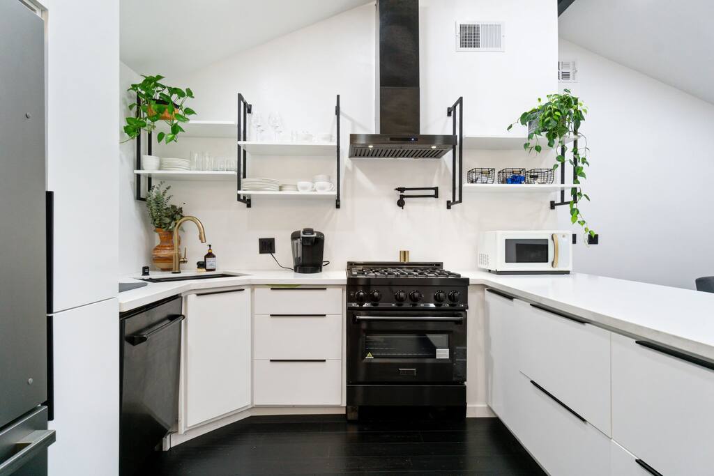 3BD2BTH Modern Home Near Yosemite Natl Park - 9