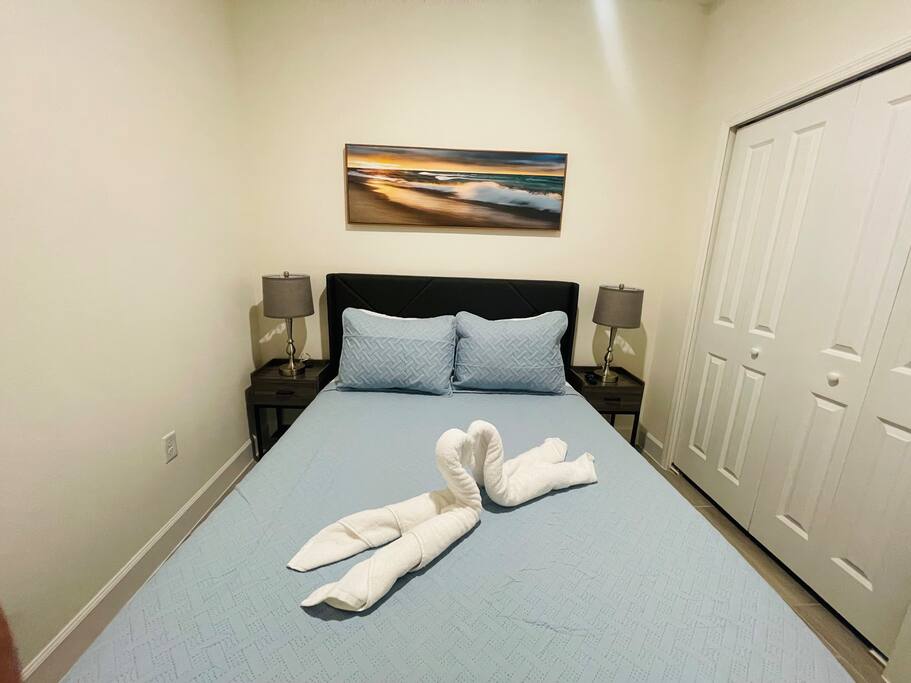 3BD3BTH Downtown 16