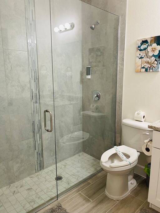 3BD3BTH Downtown 23