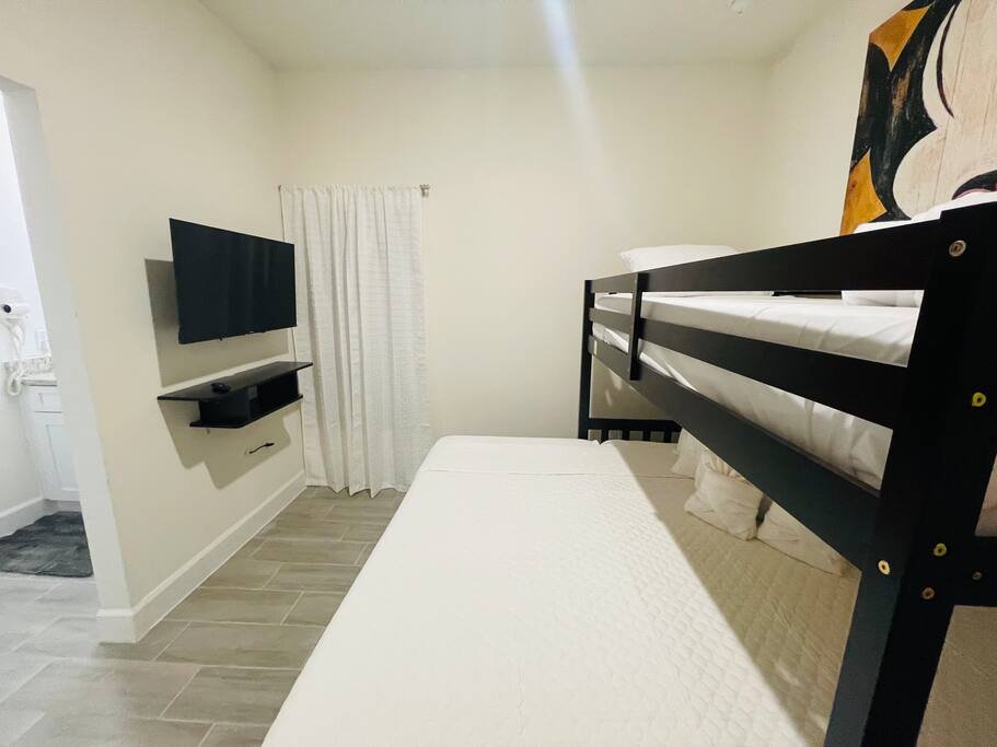 3BD3BTH Downtown 28