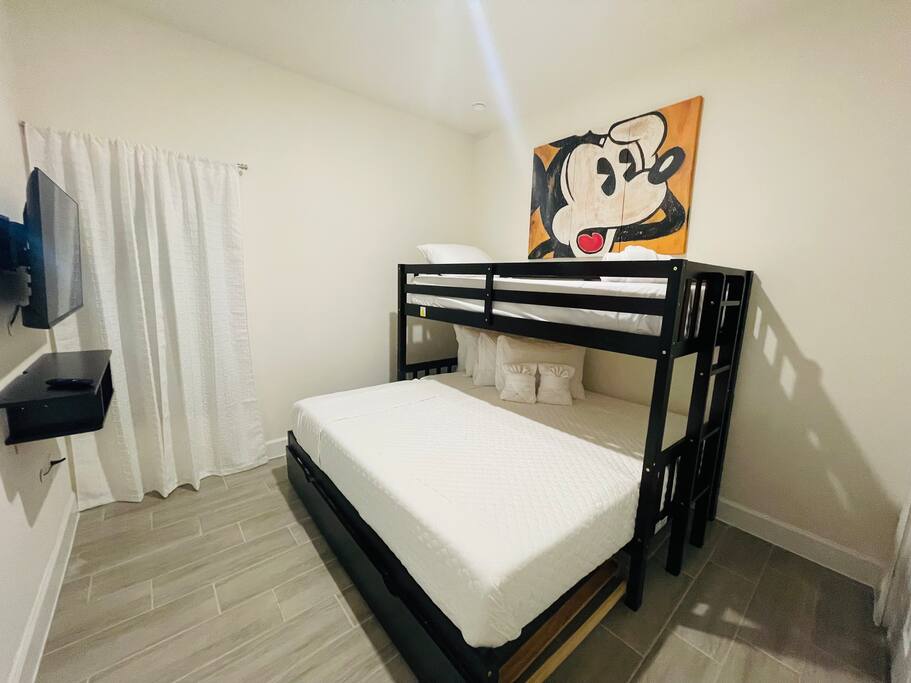 3BD3BTH Downtown 29
