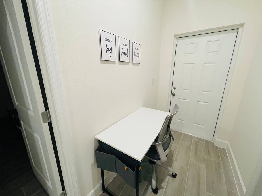 3BD3BTH Downtown 36
