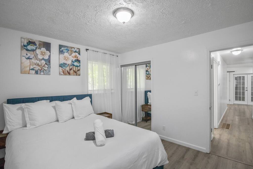 Four Bedroom Hartsfield Jackson Airport 26